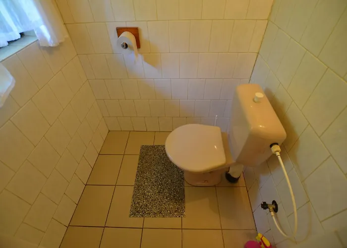 Outdoor Adventure & Relaxation 度假居