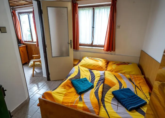 度假居 Outdoor Adventure & Relaxation Svinarov